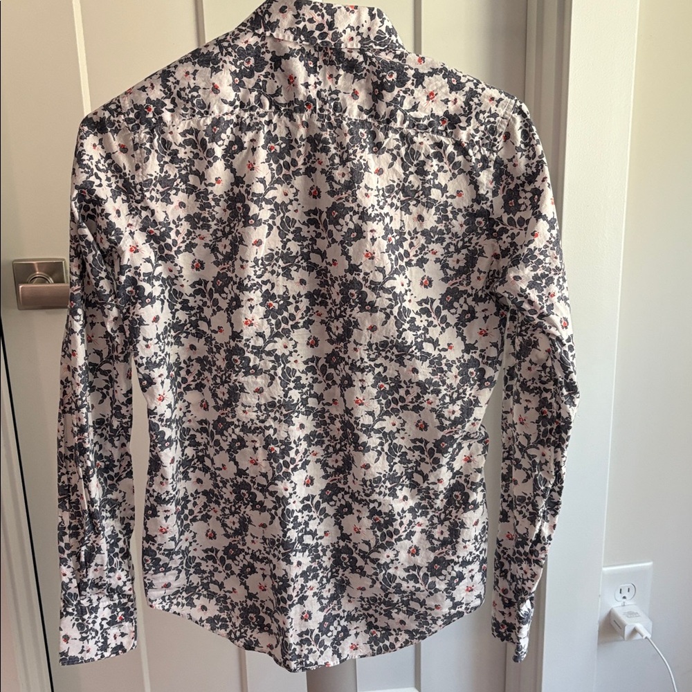 ANN MASHBURN  Floral Top - Picture 5 of 5